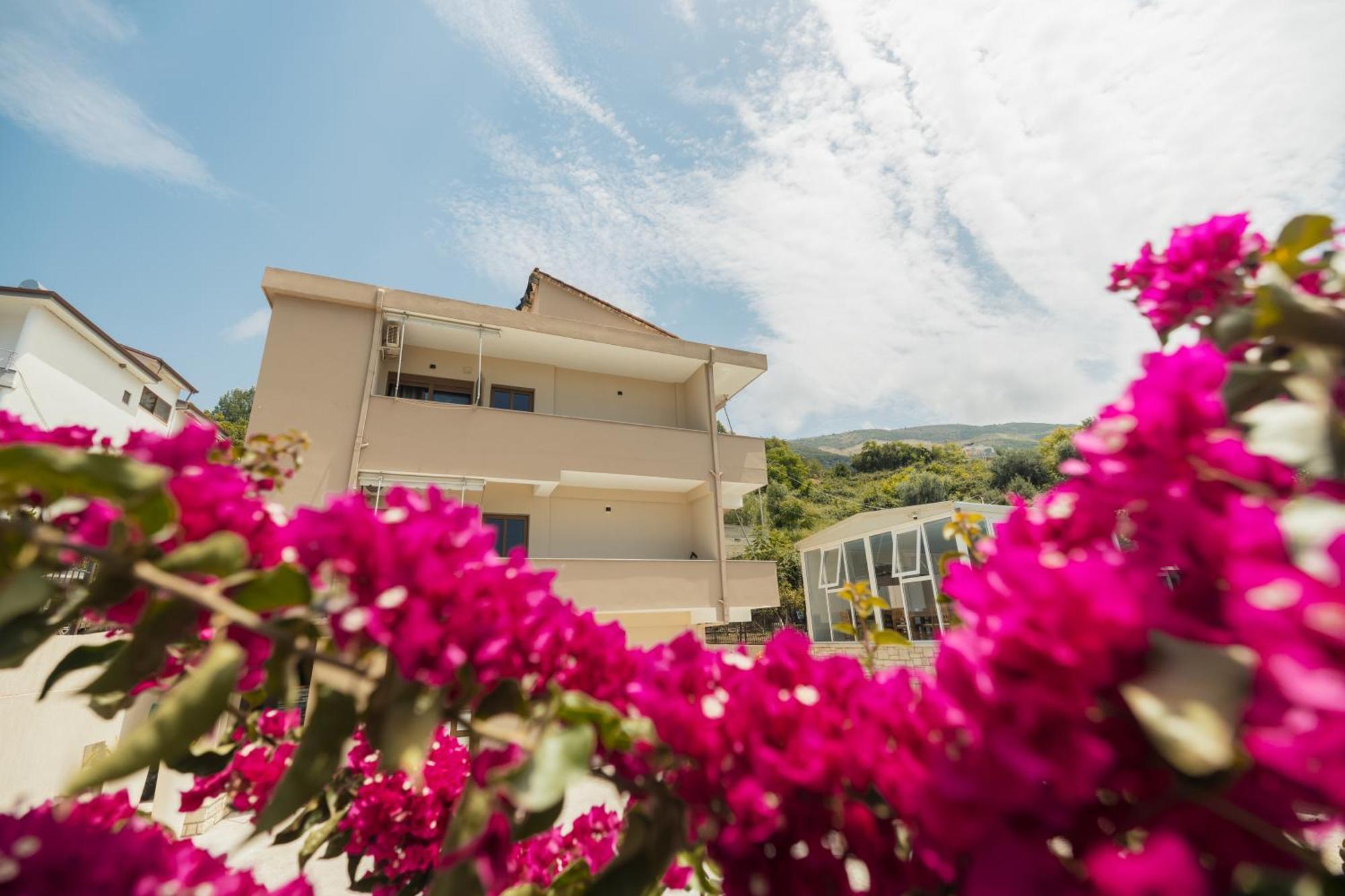 Voyage Villa Vlorë Exterior foto